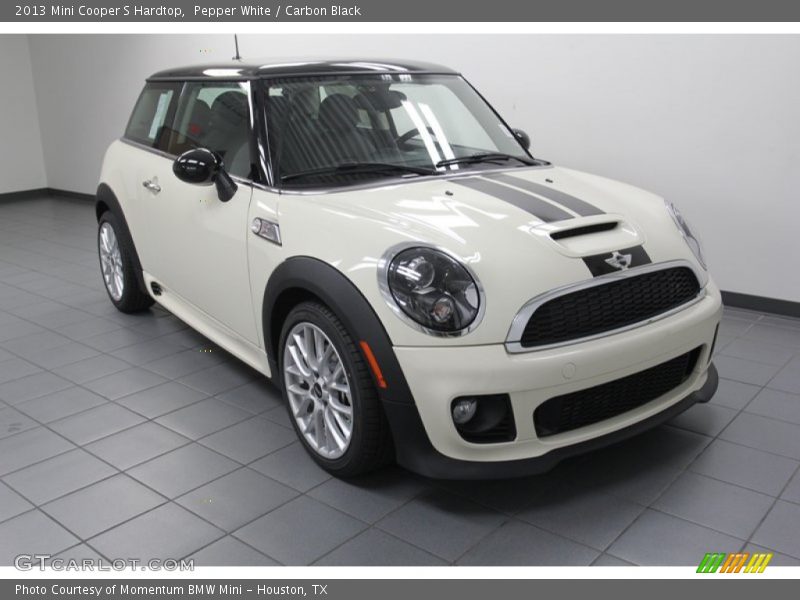 Pepper White / Carbon Black 2013 Mini Cooper S Hardtop