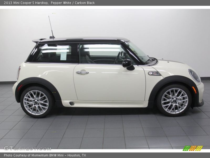 Pepper White / Carbon Black 2013 Mini Cooper S Hardtop