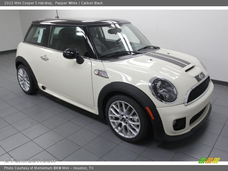 Pepper White / Carbon Black 2013 Mini Cooper S Hardtop