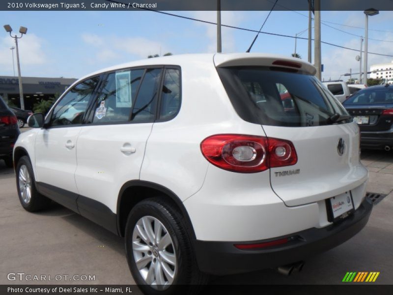 Candy White / Charcoal 2010 Volkswagen Tiguan S