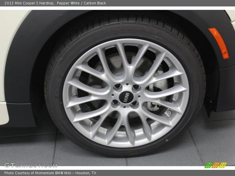Pepper White / Carbon Black 2013 Mini Cooper S Hardtop