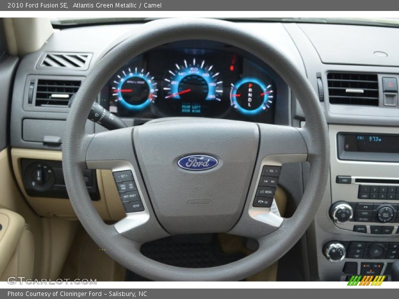 Atlantis Green Metallic / Camel 2010 Ford Fusion SE