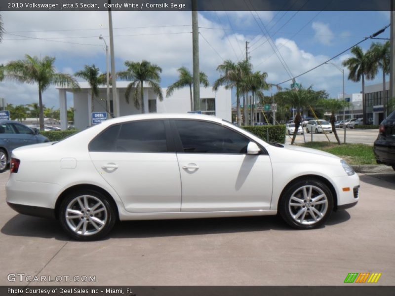 Candy White / Cornsilk Beige 2010 Volkswagen Jetta S Sedan