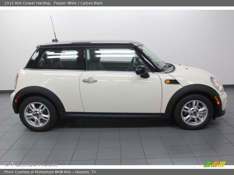 Pepper White / Carbon Black 2013 Mini Cooper Hardtop