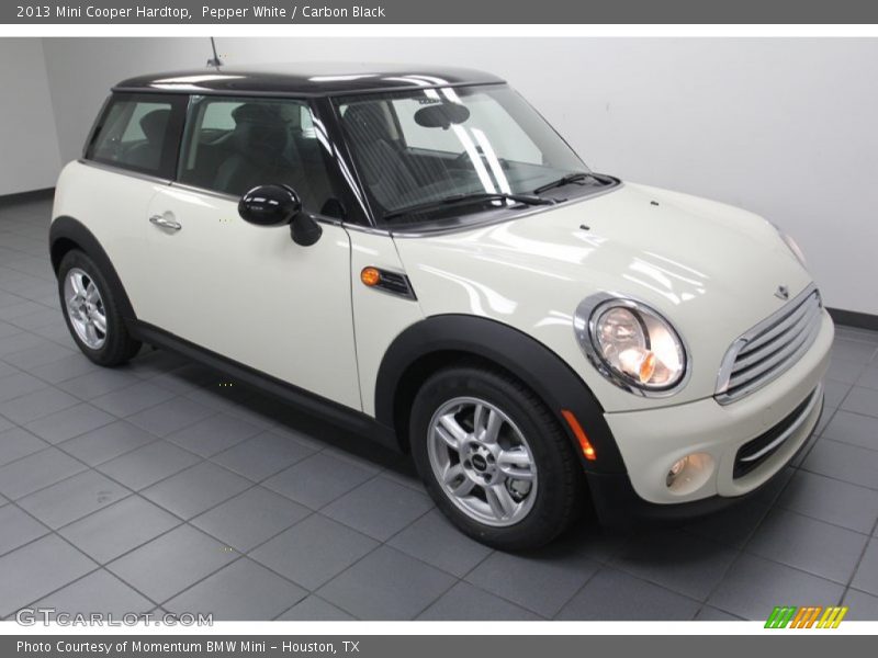 Pepper White / Carbon Black 2013 Mini Cooper Hardtop