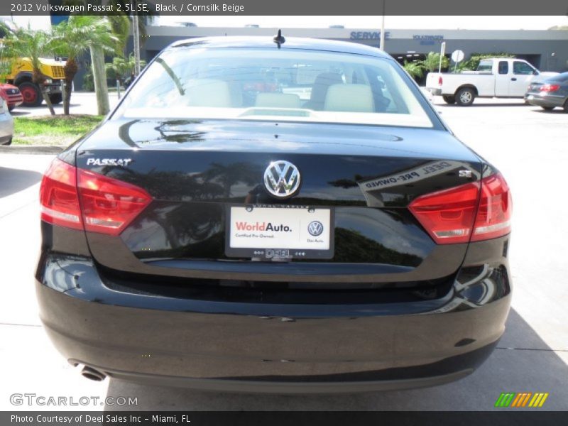 Black / Cornsilk Beige 2012 Volkswagen Passat 2.5L SE