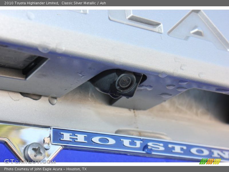 Classic Silver Metallic / Ash 2010 Toyota Highlander Limited