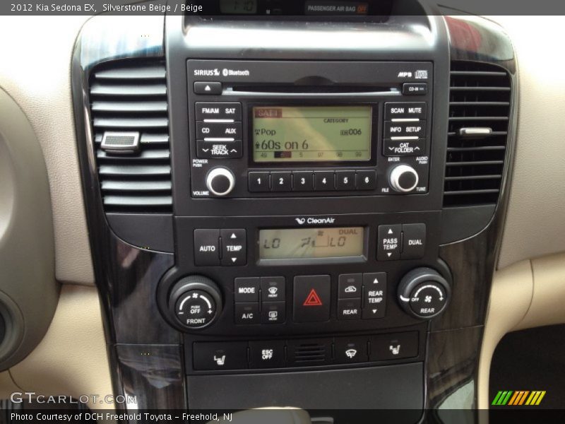 Silverstone Beige / Beige 2012 Kia Sedona EX