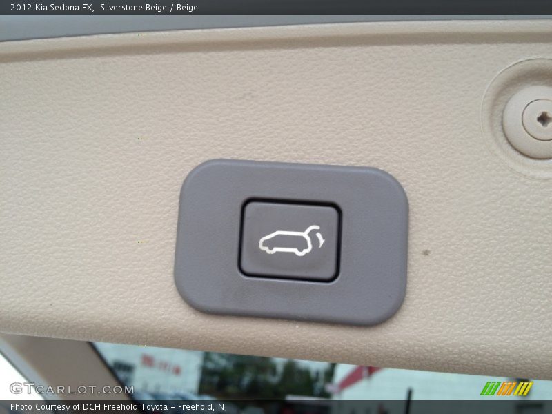 Silverstone Beige / Beige 2012 Kia Sedona EX