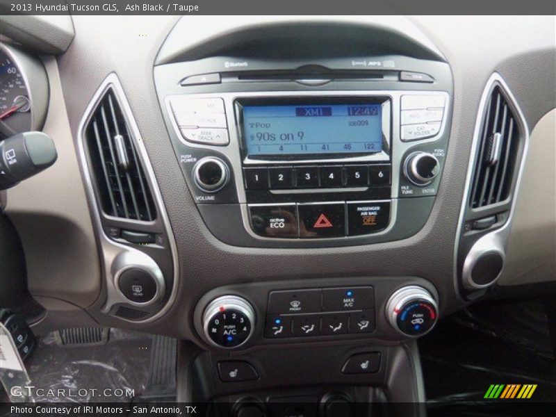 Ash Black / Taupe 2013 Hyundai Tucson GLS