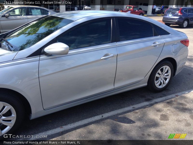 Radiant Silver / Gray 2011 Hyundai Sonata GLS