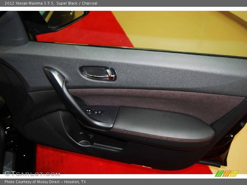 Super Black / Charcoal 2012 Nissan Maxima 3.5 S