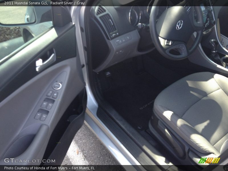 Radiant Silver / Gray 2011 Hyundai Sonata GLS