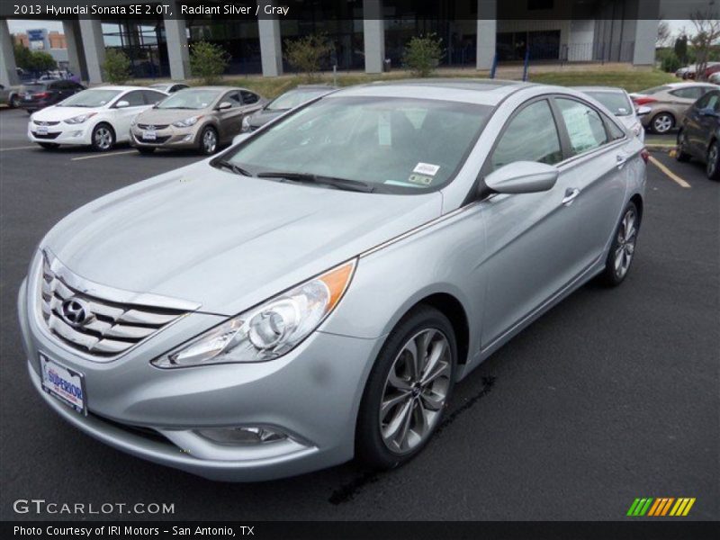 Radiant Silver / Gray 2013 Hyundai Sonata SE 2.0T