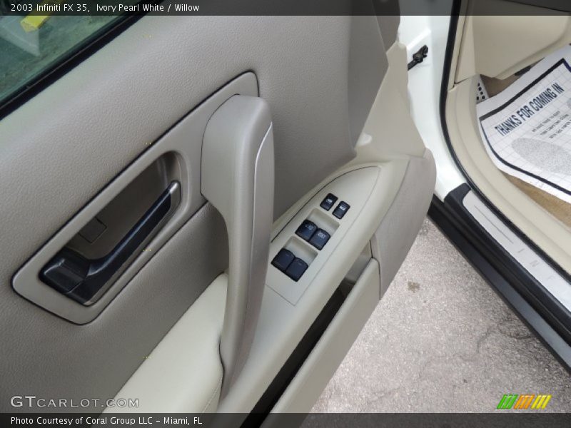 Ivory Pearl White / Willow 2003 Infiniti FX 35