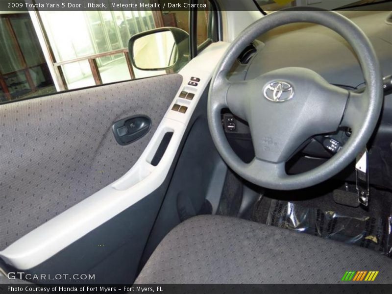 Meteorite Metallic / Dark Charcoal 2009 Toyota Yaris 5 Door Liftback