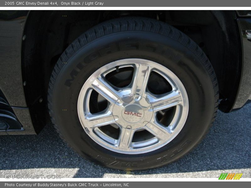  2005 Envoy Denali 4x4 Wheel