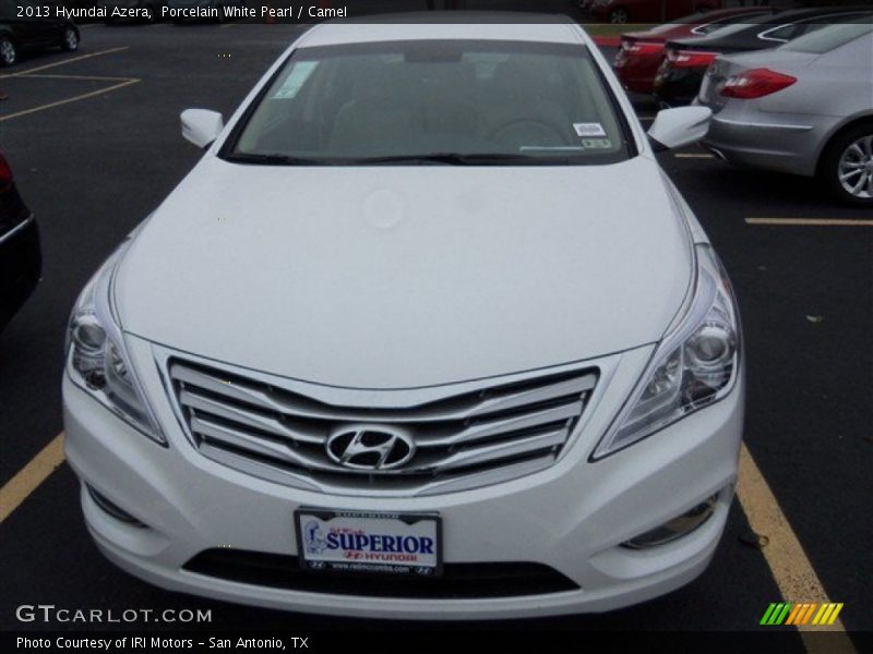 Porcelain White Pearl / Camel 2013 Hyundai Azera