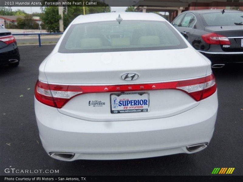 Porcelain White Pearl / Camel 2013 Hyundai Azera