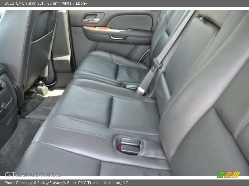 Summit White / Ebony 2013 GMC Yukon SLT