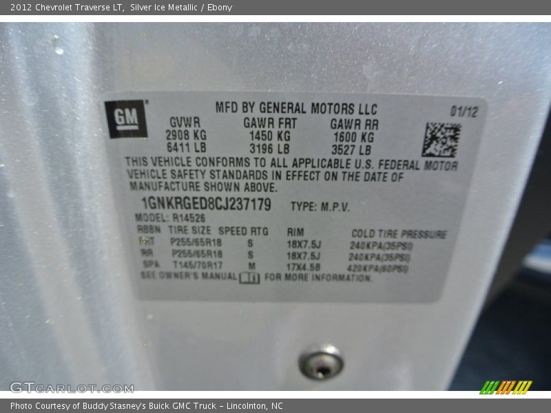 Silver Ice Metallic / Ebony 2012 Chevrolet Traverse LT