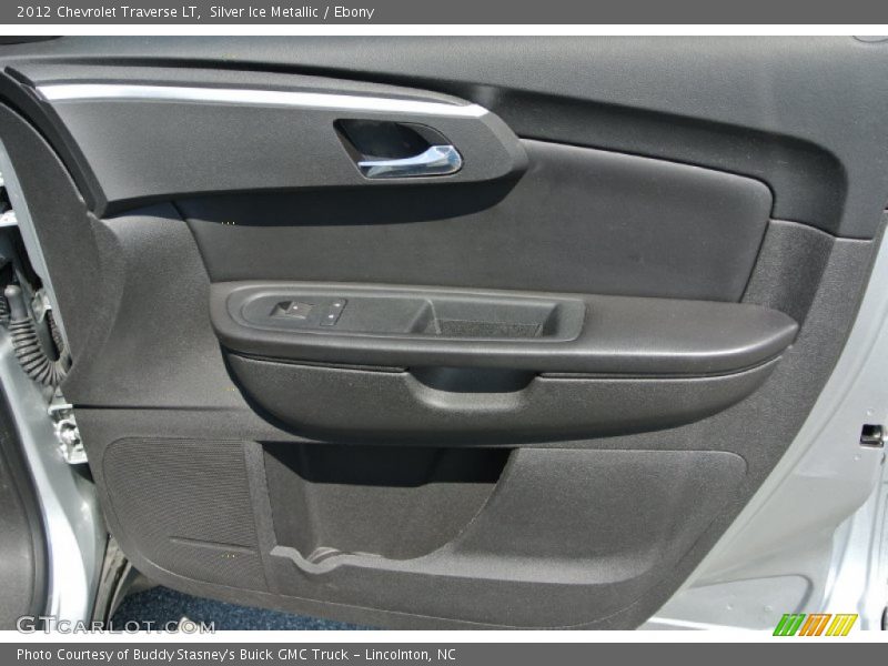 Silver Ice Metallic / Ebony 2012 Chevrolet Traverse LT