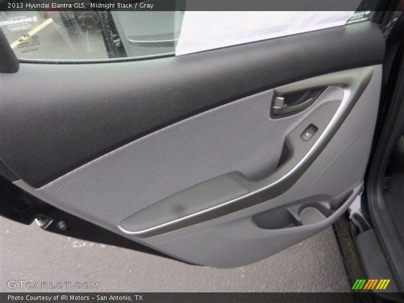 Midnight Black / Gray 2013 Hyundai Elantra GLS