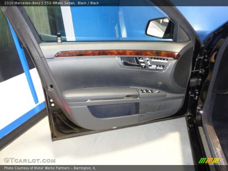 Black / Black 2010 Mercedes-Benz S 550 4Matic Sedan