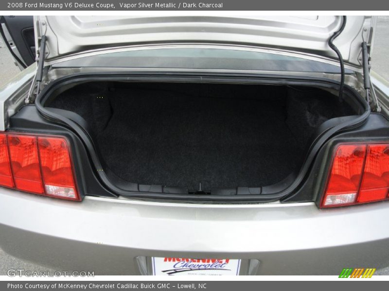 Vapor Silver Metallic / Dark Charcoal 2008 Ford Mustang V6 Deluxe Coupe