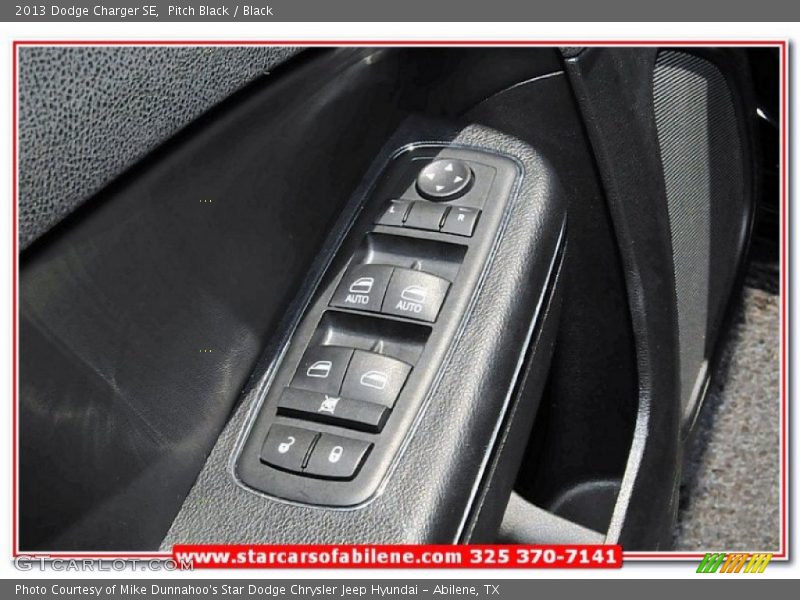 Pitch Black / Black 2013 Dodge Charger SE