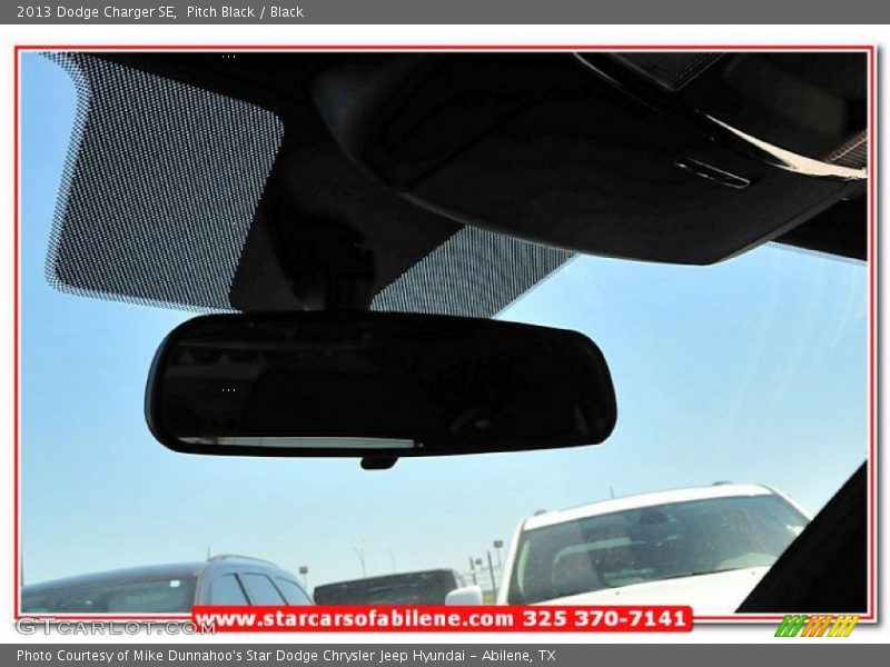Pitch Black / Black 2013 Dodge Charger SE