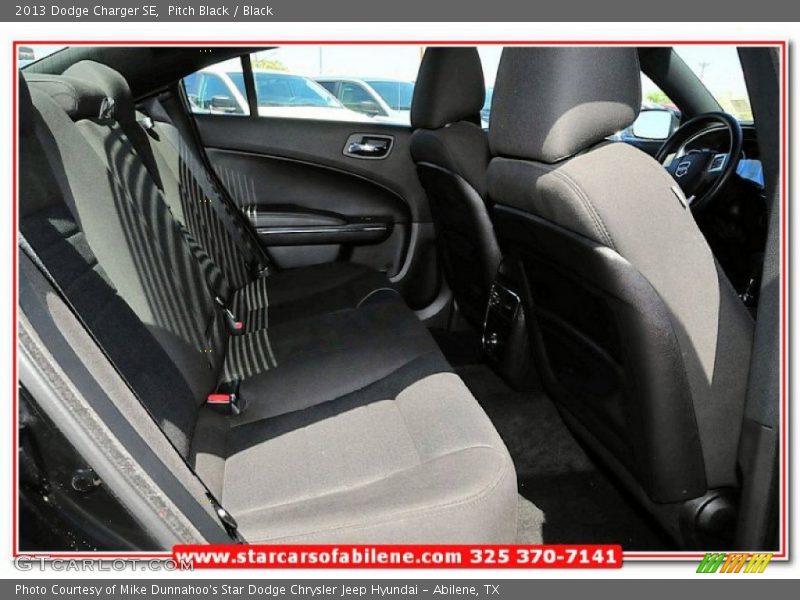 Pitch Black / Black 2013 Dodge Charger SE