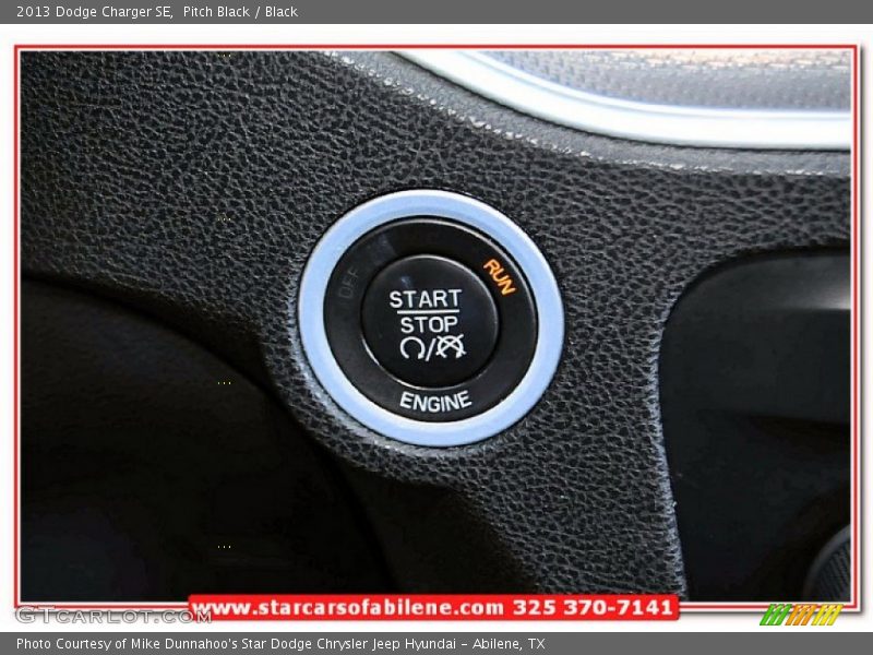 Pitch Black / Black 2013 Dodge Charger SE