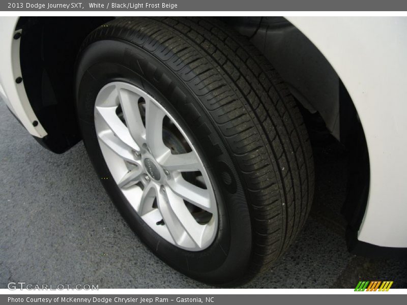 White / Black/Light Frost Beige 2013 Dodge Journey SXT