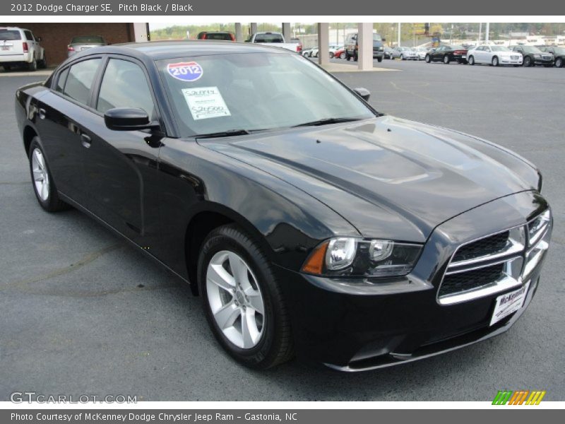 Pitch Black / Black 2012 Dodge Charger SE