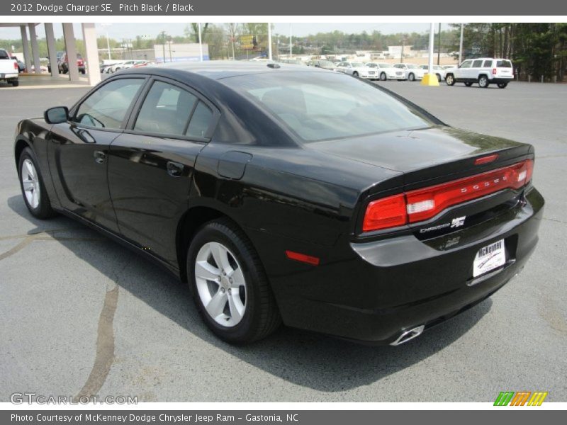 Pitch Black / Black 2012 Dodge Charger SE