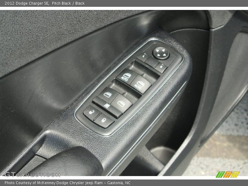 Pitch Black / Black 2012 Dodge Charger SE