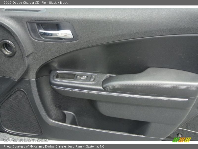 Pitch Black / Black 2012 Dodge Charger SE