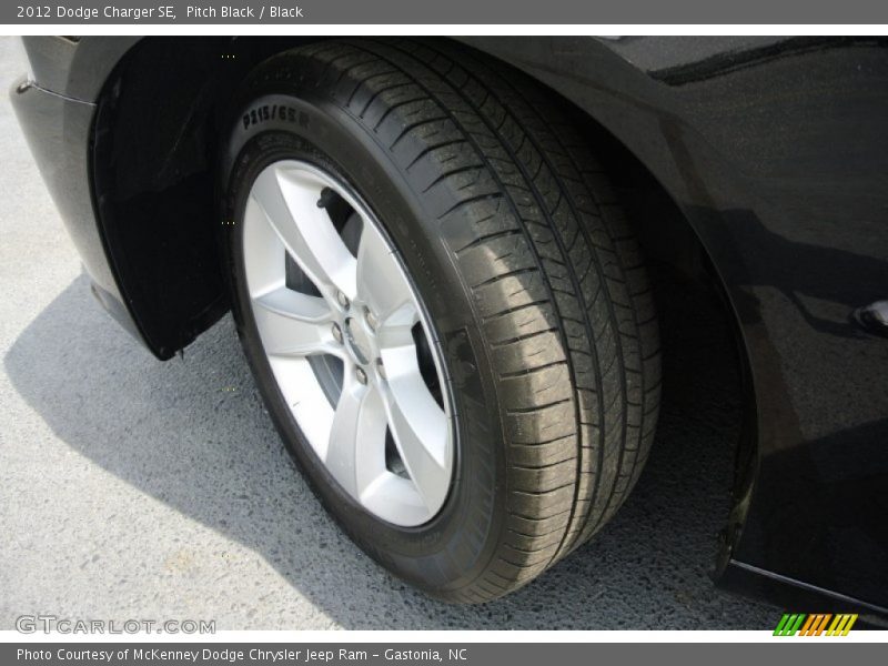 Pitch Black / Black 2012 Dodge Charger SE