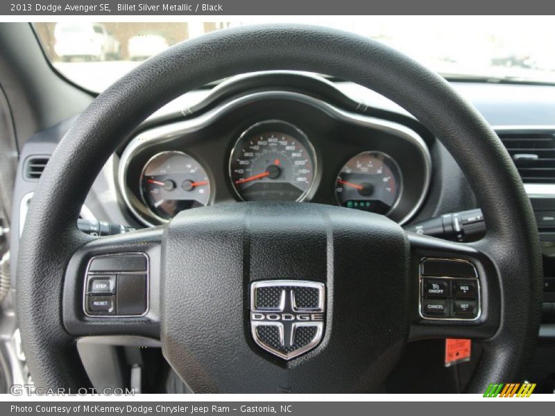 Billet Silver Metallic / Black 2013 Dodge Avenger SE