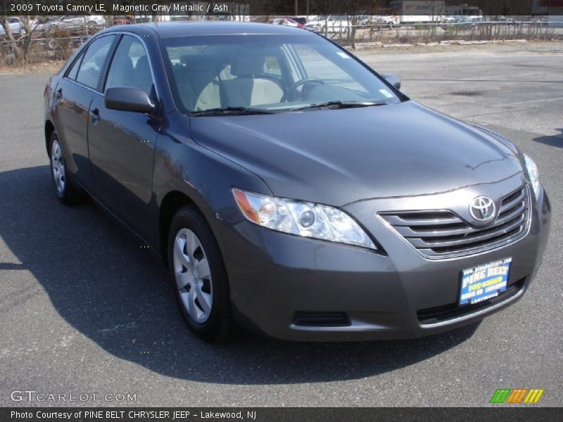 Magnetic Gray Metallic / Ash 2009 Toyota Camry LE