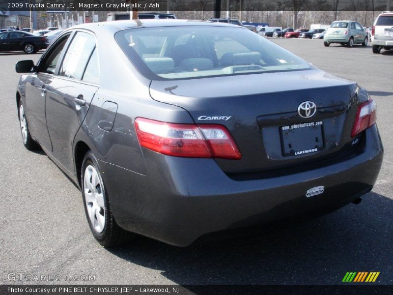 Magnetic Gray Metallic / Ash 2009 Toyota Camry LE