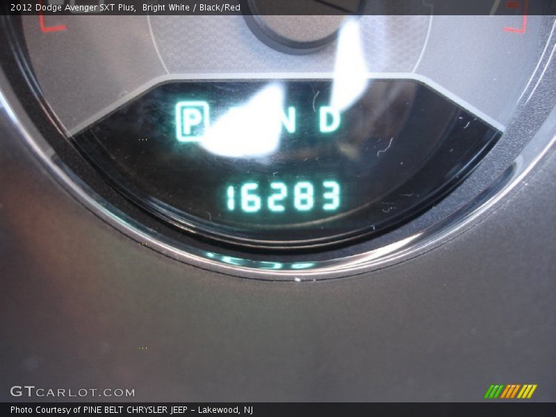 Bright White / Black/Red 2012 Dodge Avenger SXT Plus