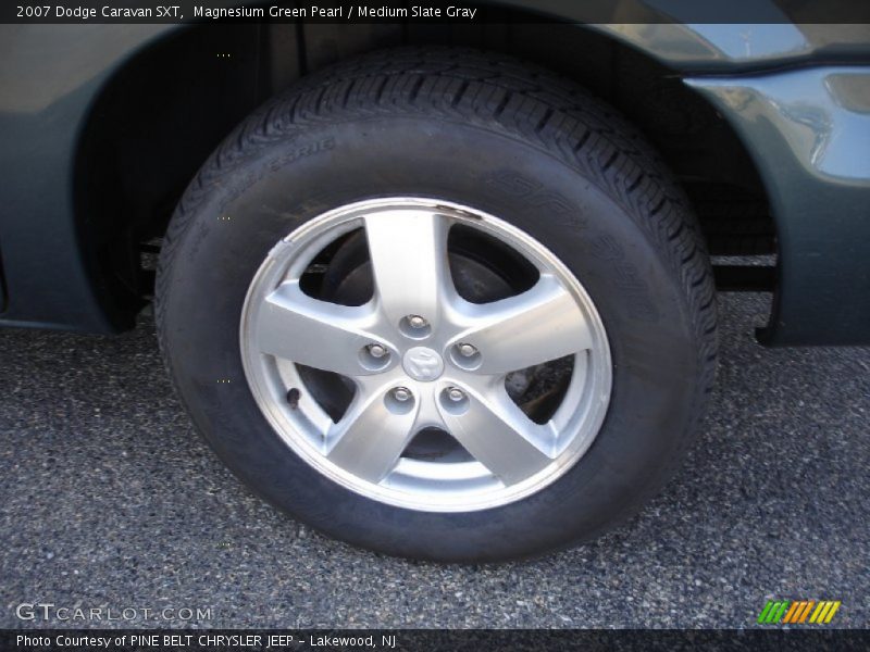 Magnesium Green Pearl / Medium Slate Gray 2007 Dodge Caravan SXT