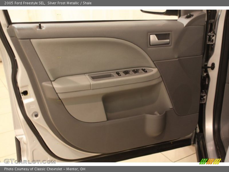 Silver Frost Metallic / Shale 2005 Ford Freestyle SEL
