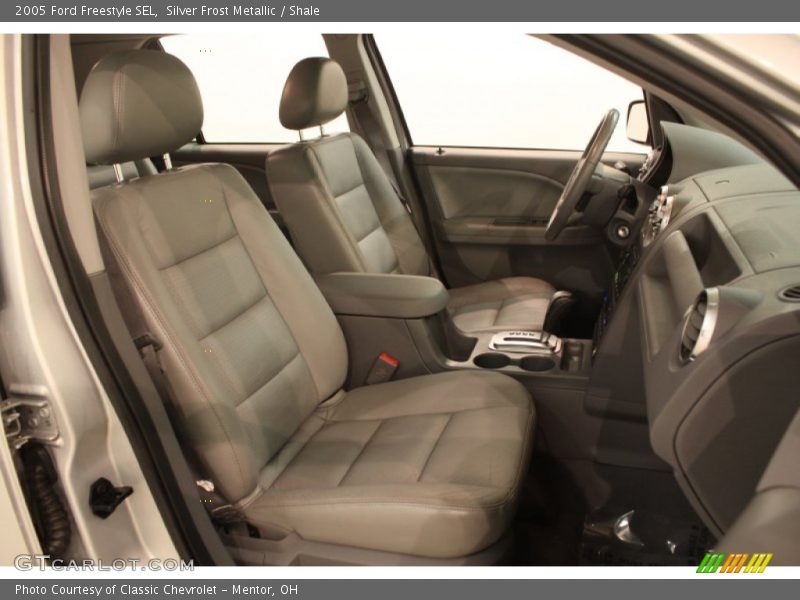  2005 Freestyle SEL Shale Interior