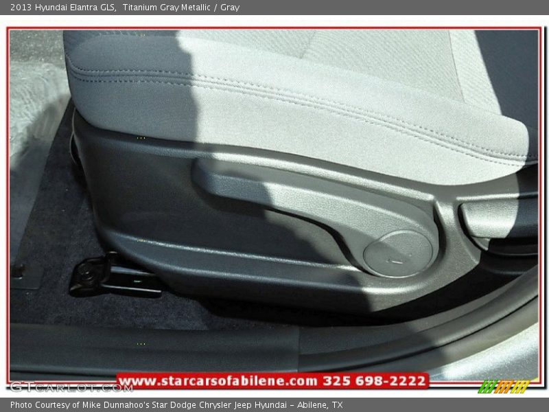 Titanium Gray Metallic / Gray 2013 Hyundai Elantra GLS
