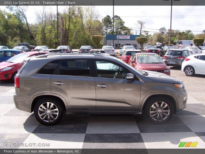 Titanium Silver / Black 2013 Kia Sorento SX V6