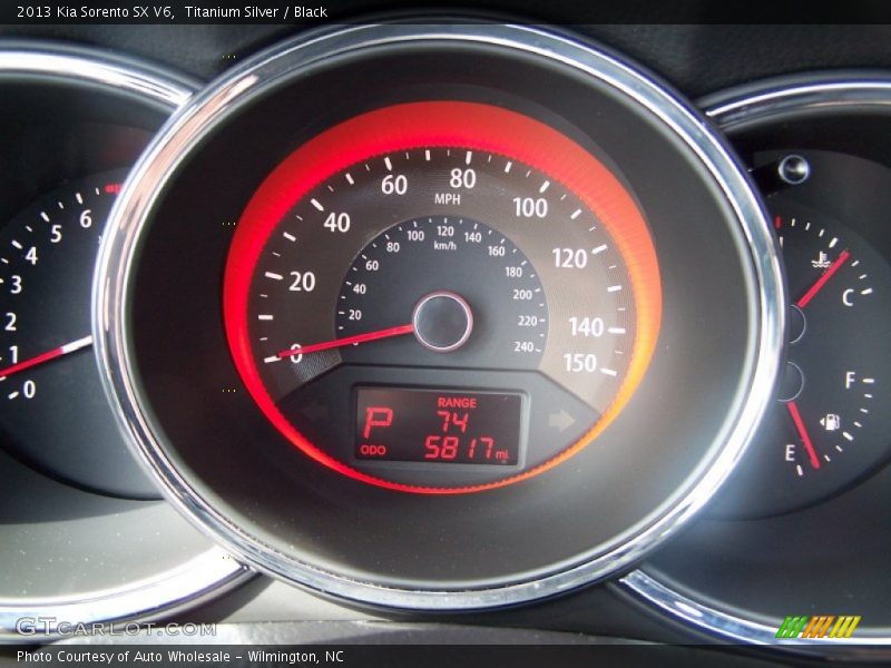Titanium Silver / Black 2013 Kia Sorento SX V6