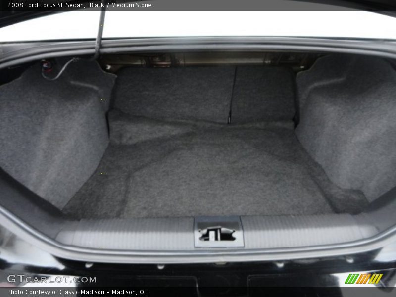 Black / Medium Stone 2008 Ford Focus SE Sedan